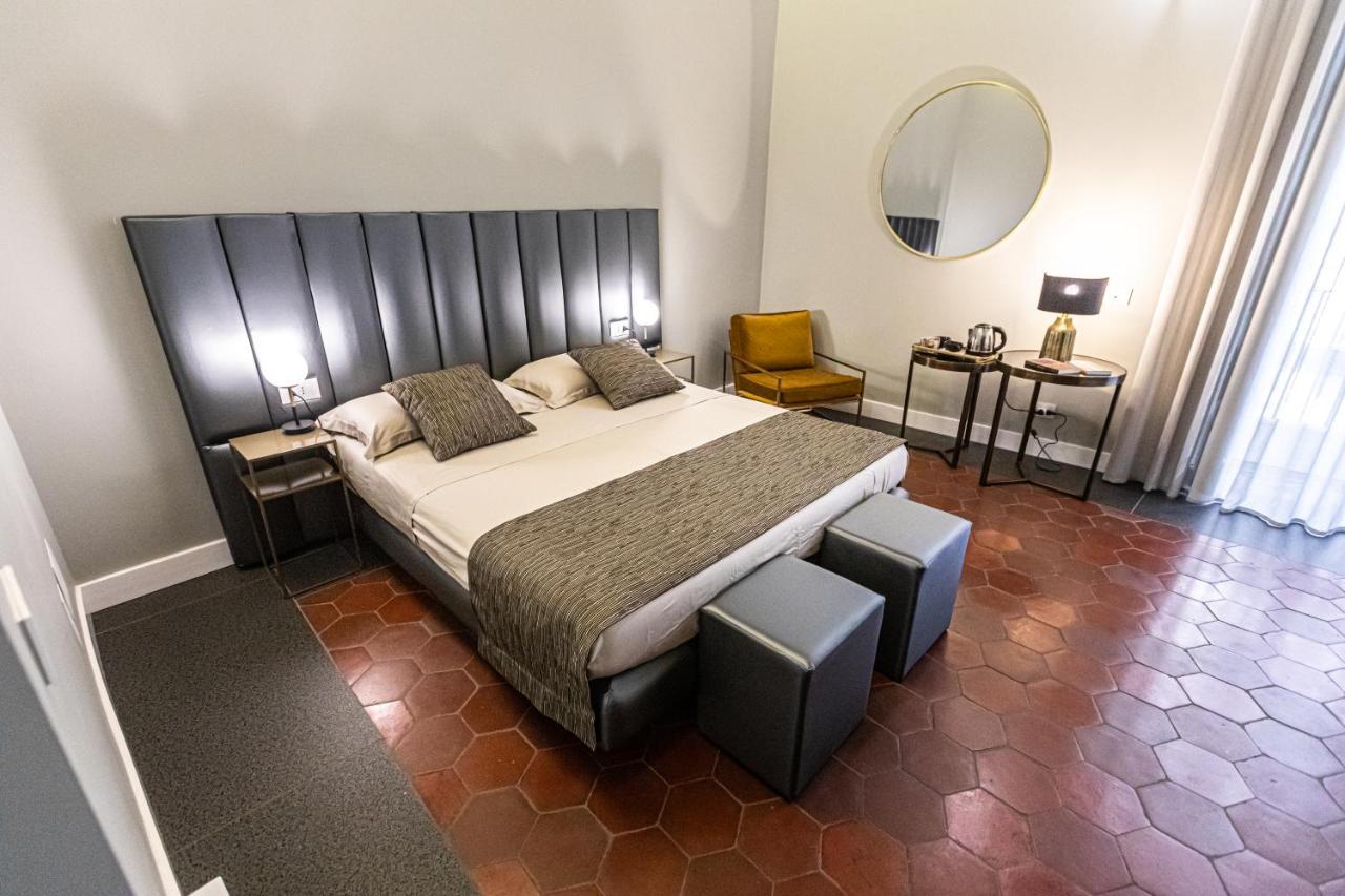 Cuevas Relais Napoli